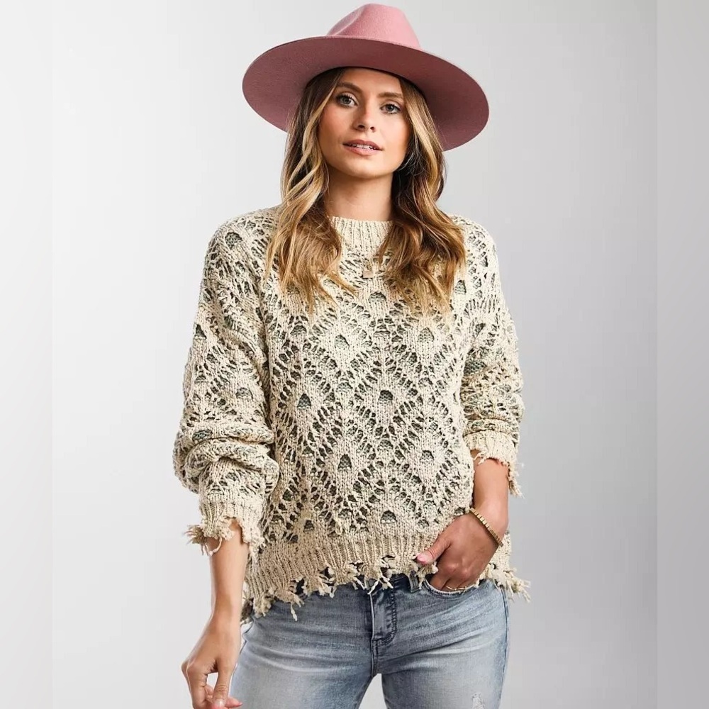 Gimmicks by BKE Cream Knit Sweater